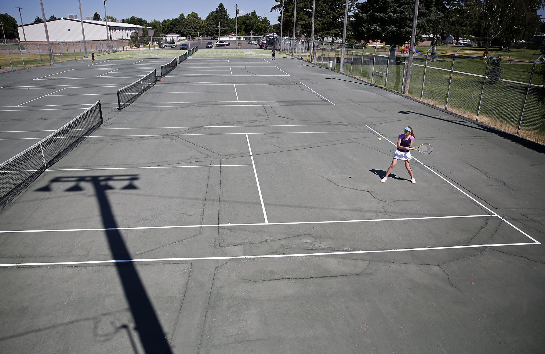 Salmon Park tennis courts in need of repair
